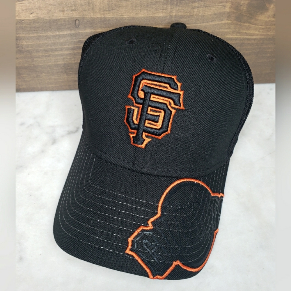 New Era San Francisco Giants mesh back embroidered hat fitted size medium/large